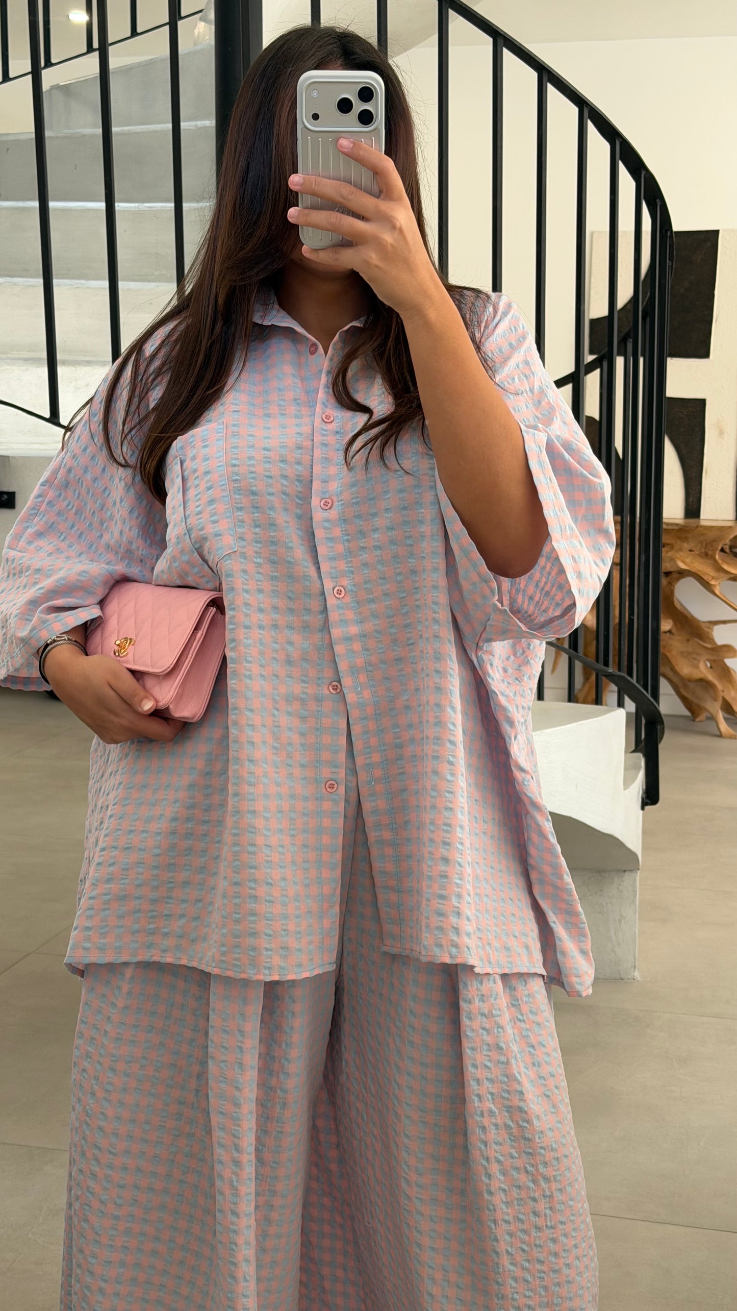 Ensemble à carreaux rose