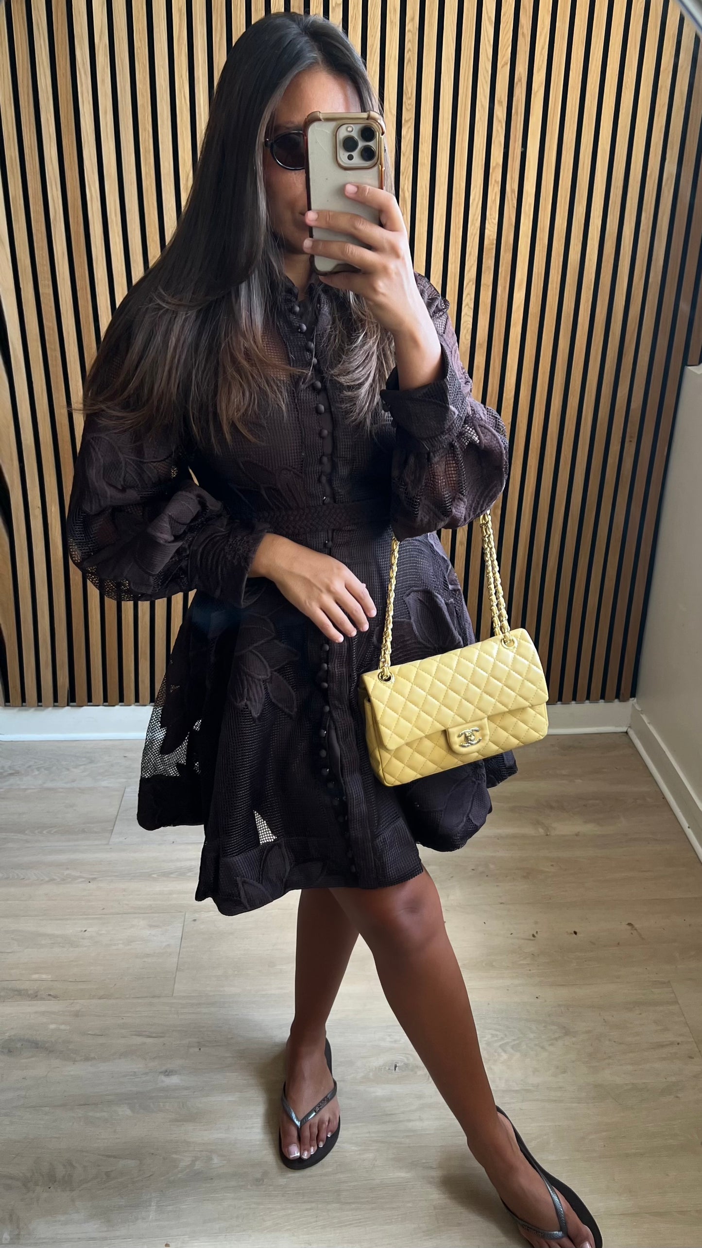 Robe courte à fleurs choco