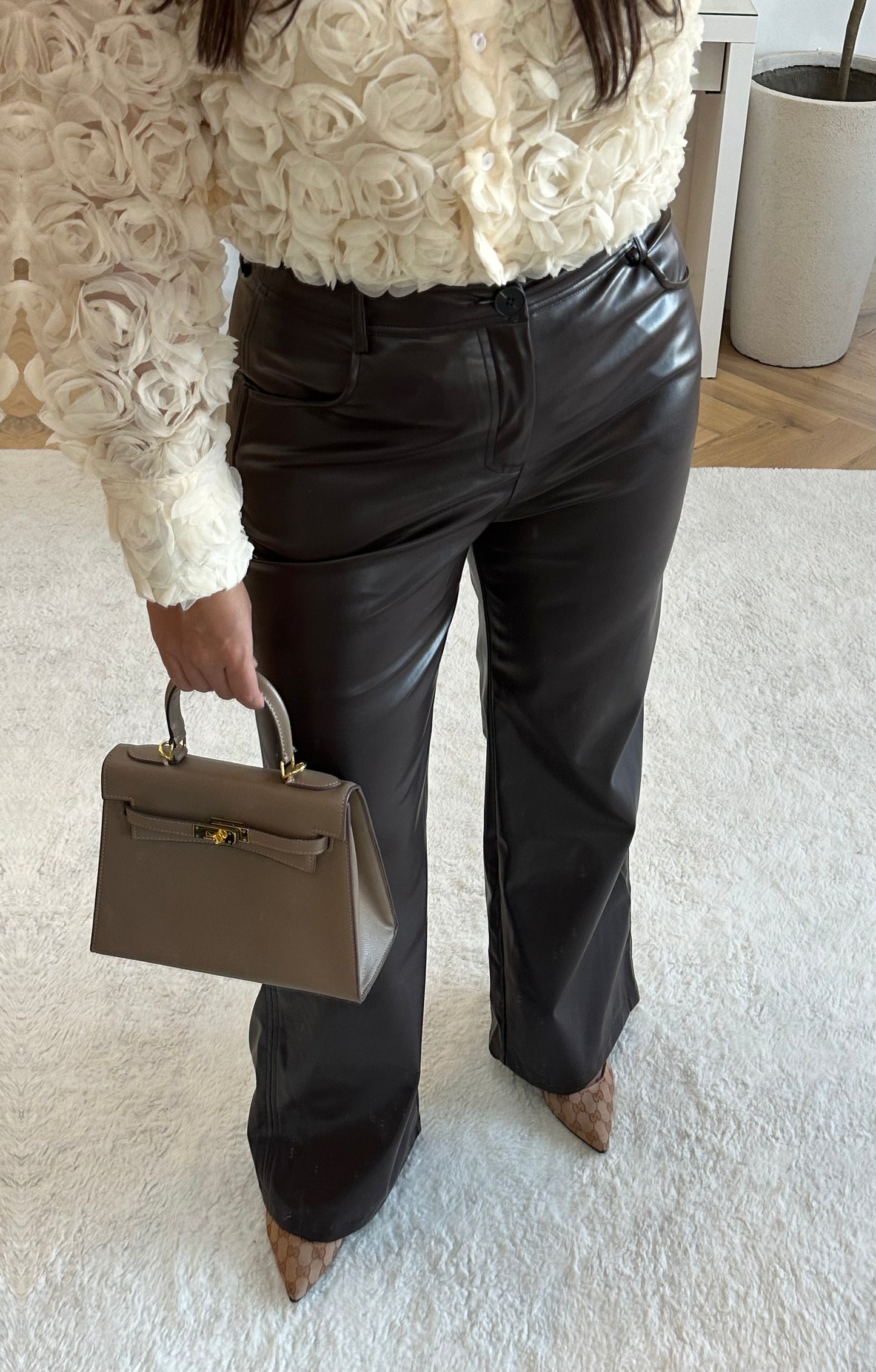 Pantalon marron simili cuir