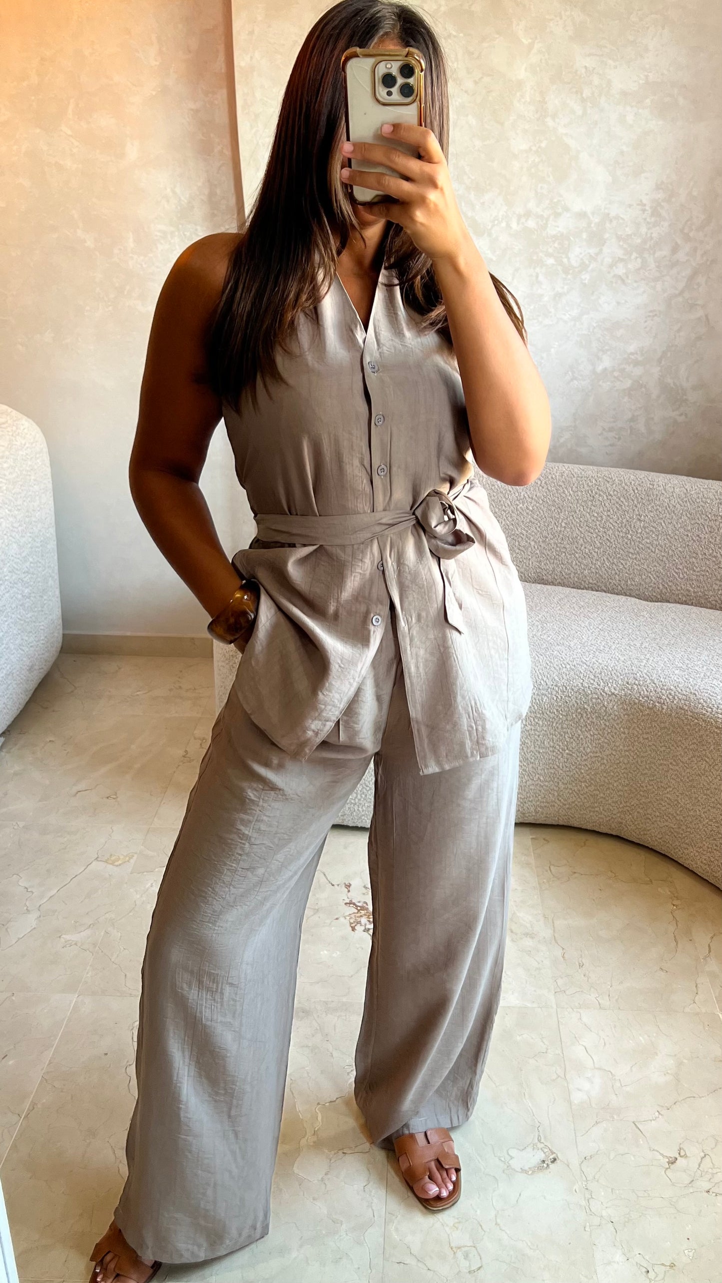 Ensemble fluide taupe