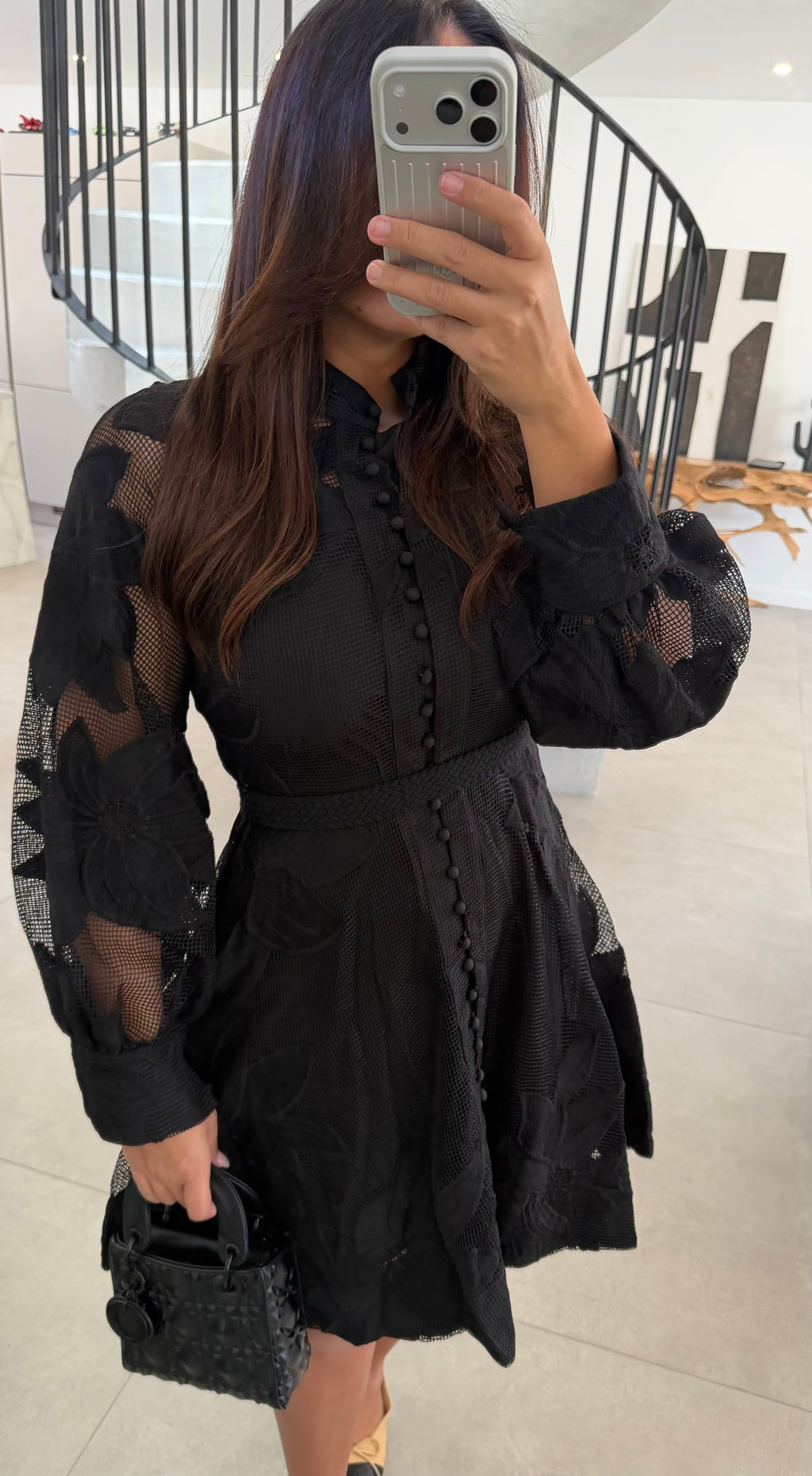 Robe à fleurs noir