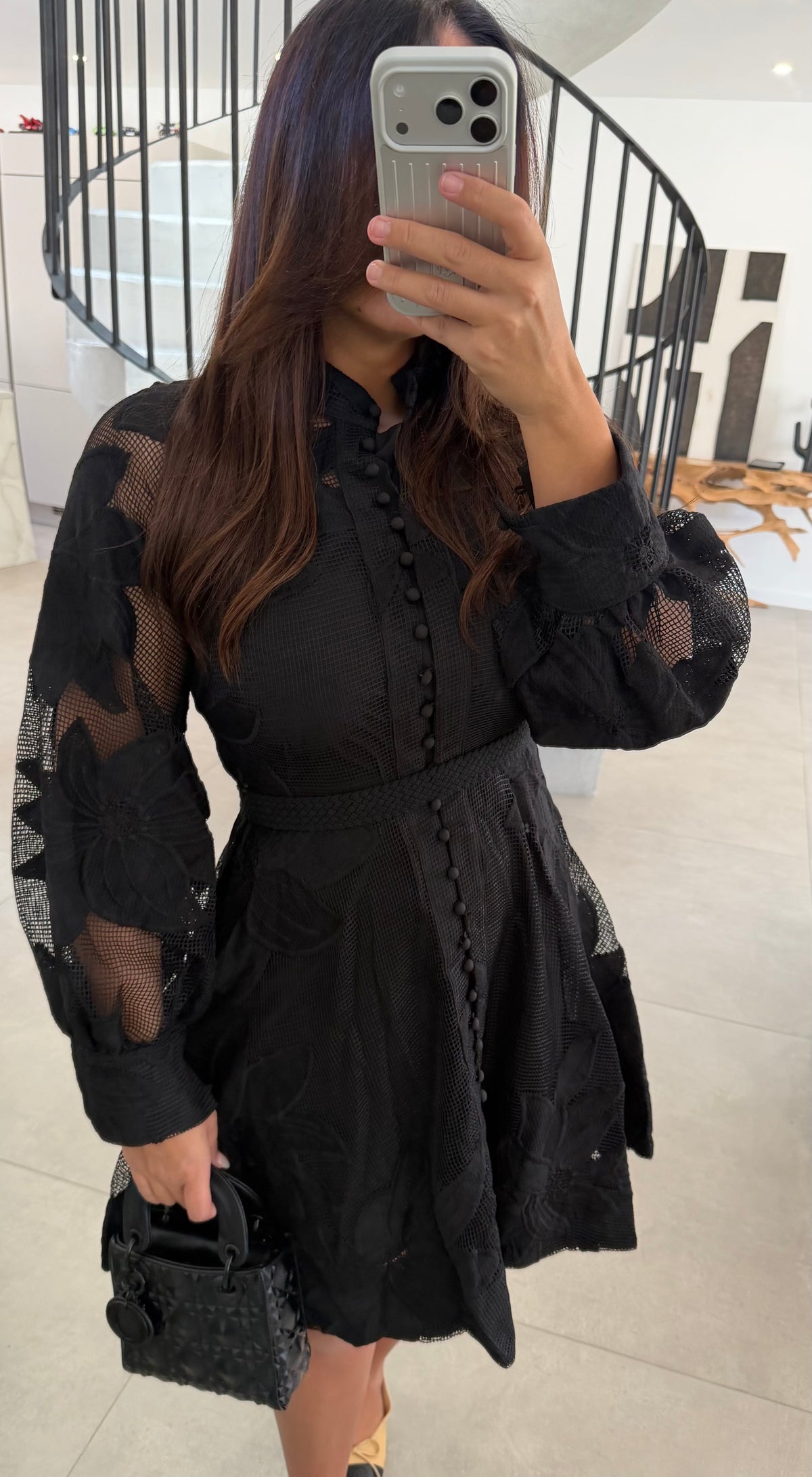 Robe à fleurs noir