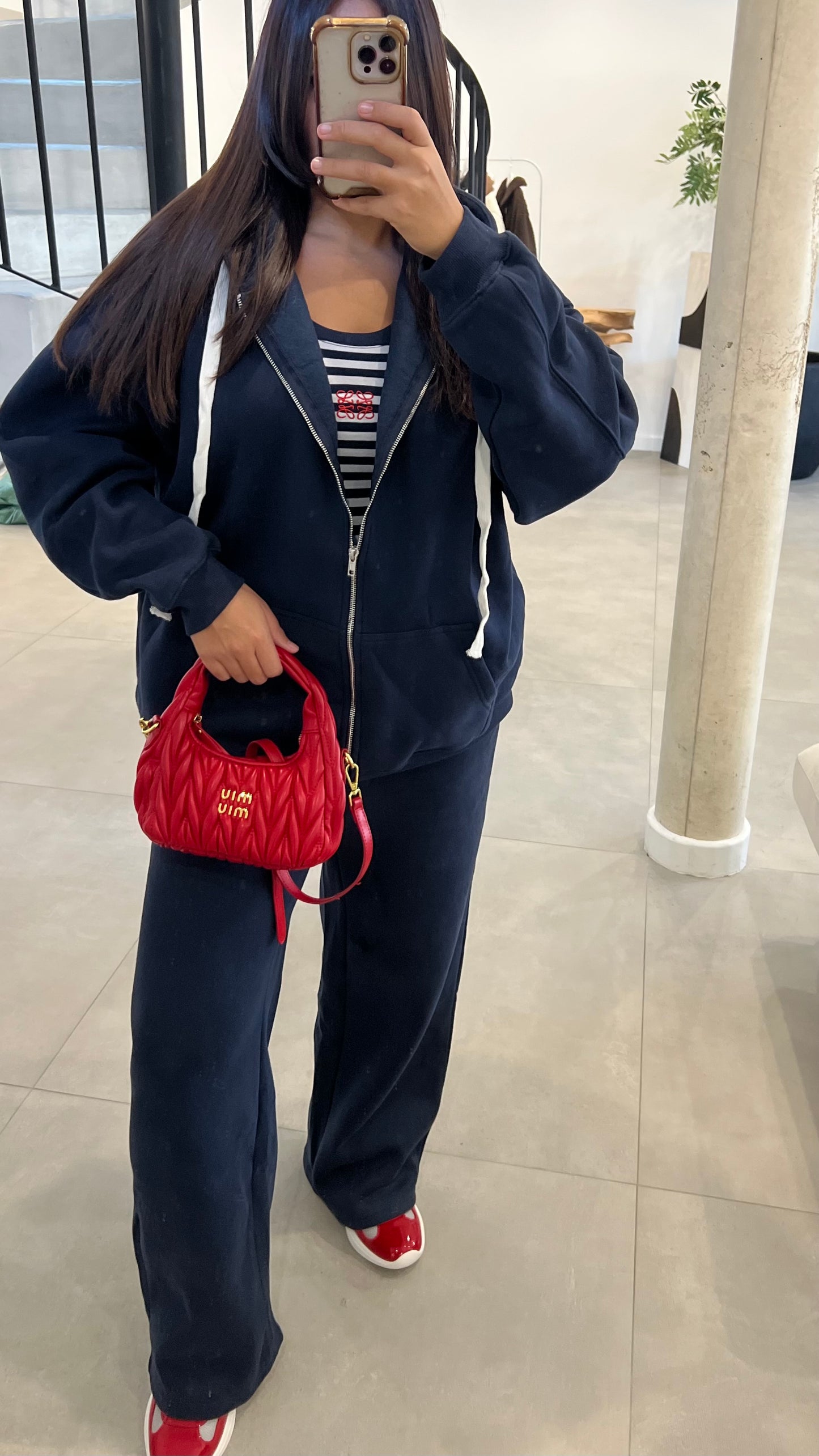 Ensemble de survêtement bleu marine