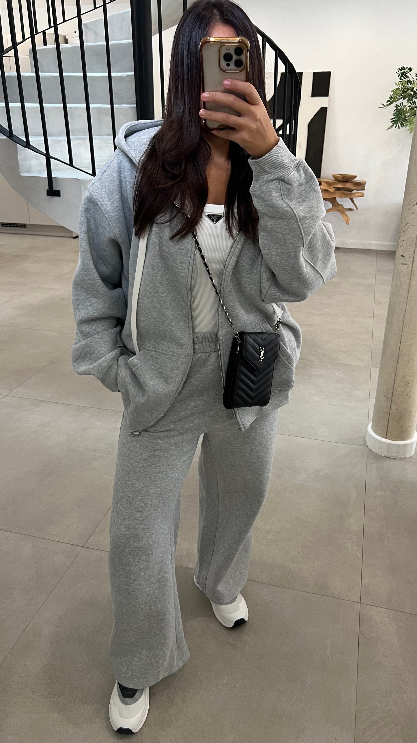 Ensemble de survêtement gris