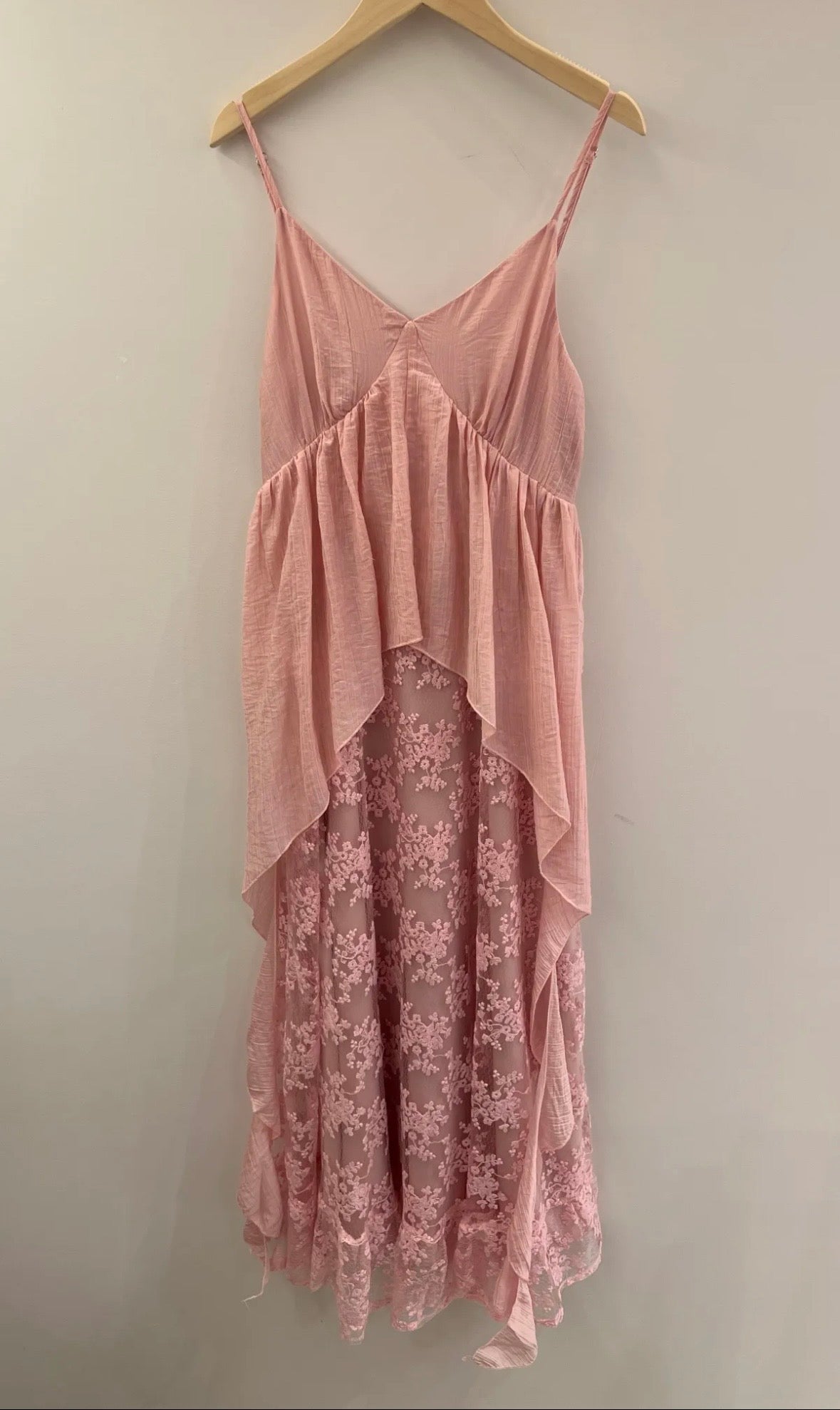 Robe à dentelles rose