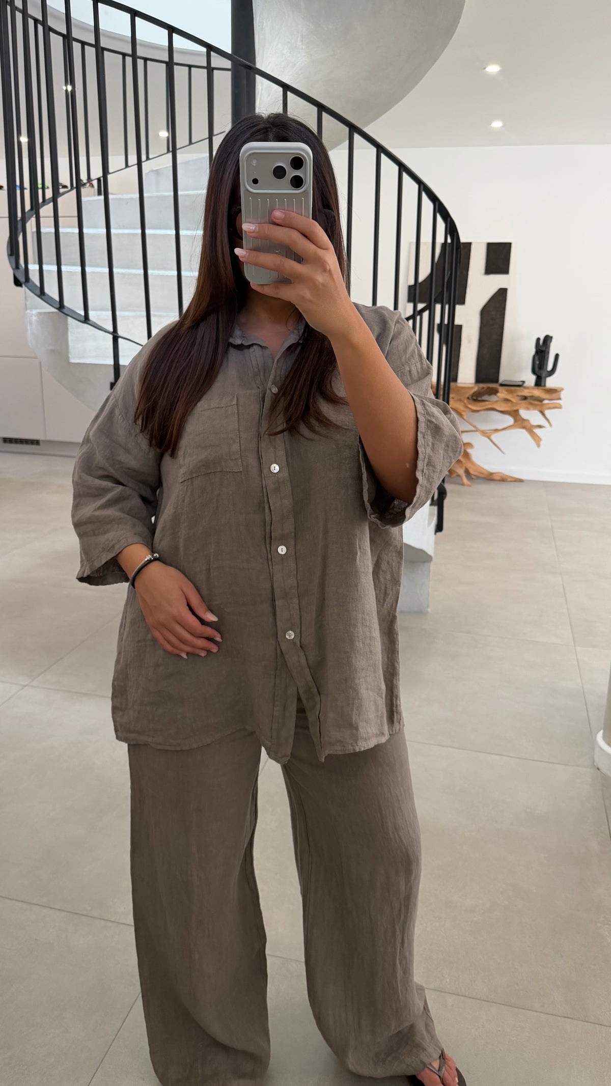 Ensemble taupe en lin