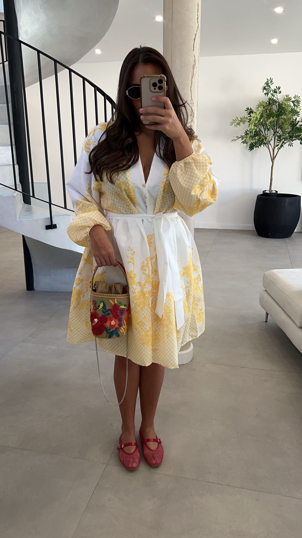 Robe bouffante à motif jaune