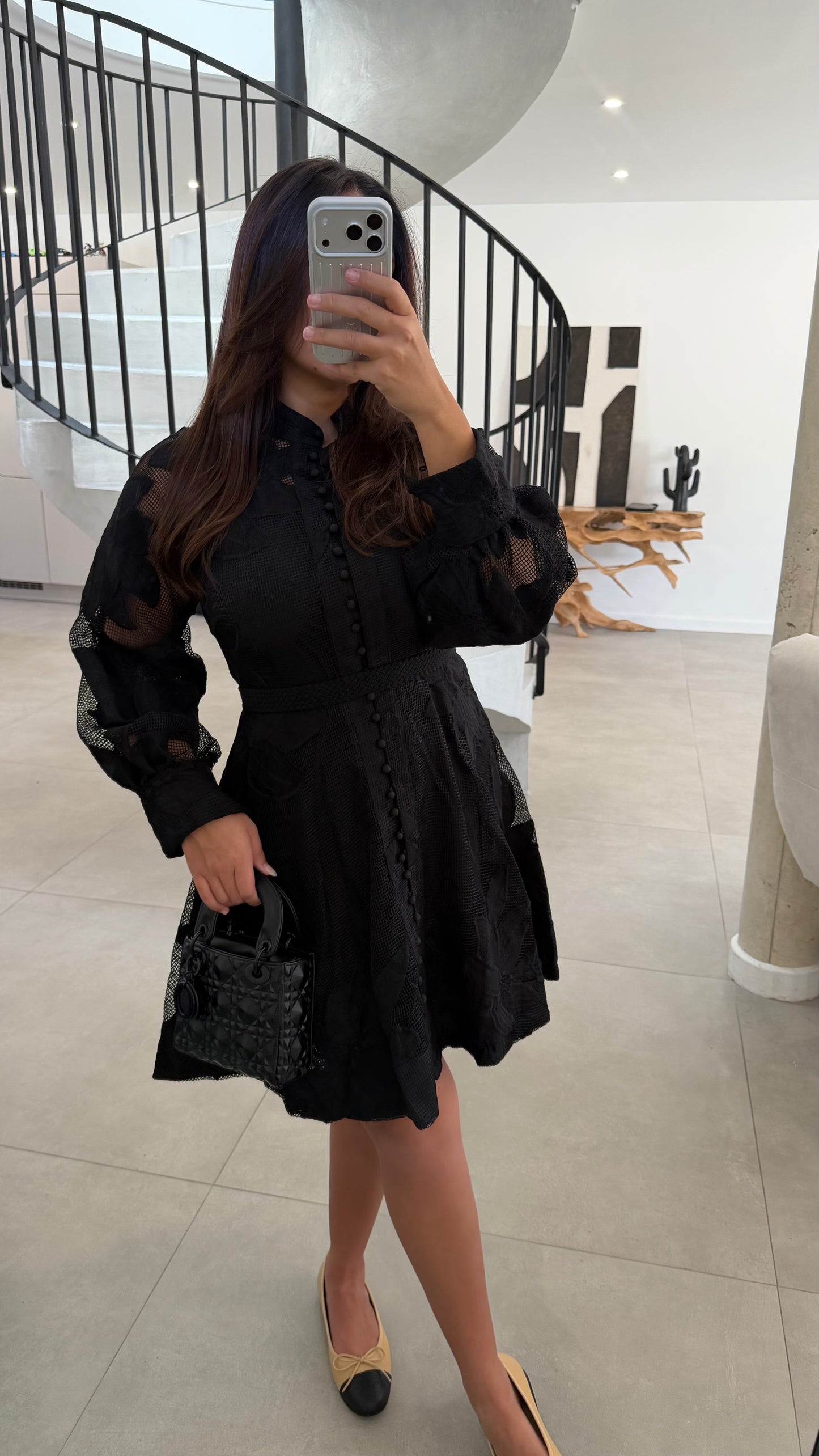Robe à fleurs noir