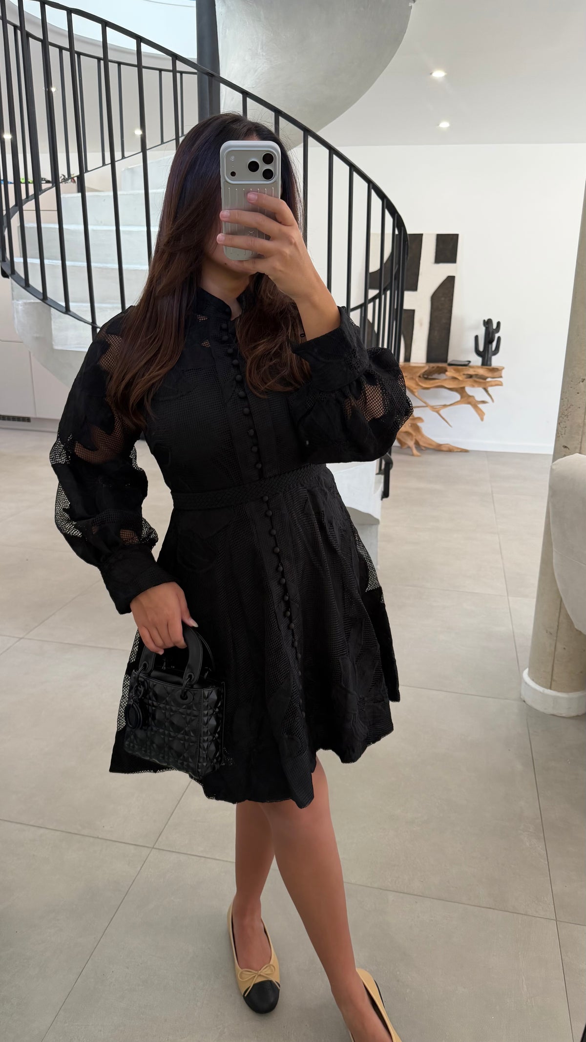Robe à fleurs noir