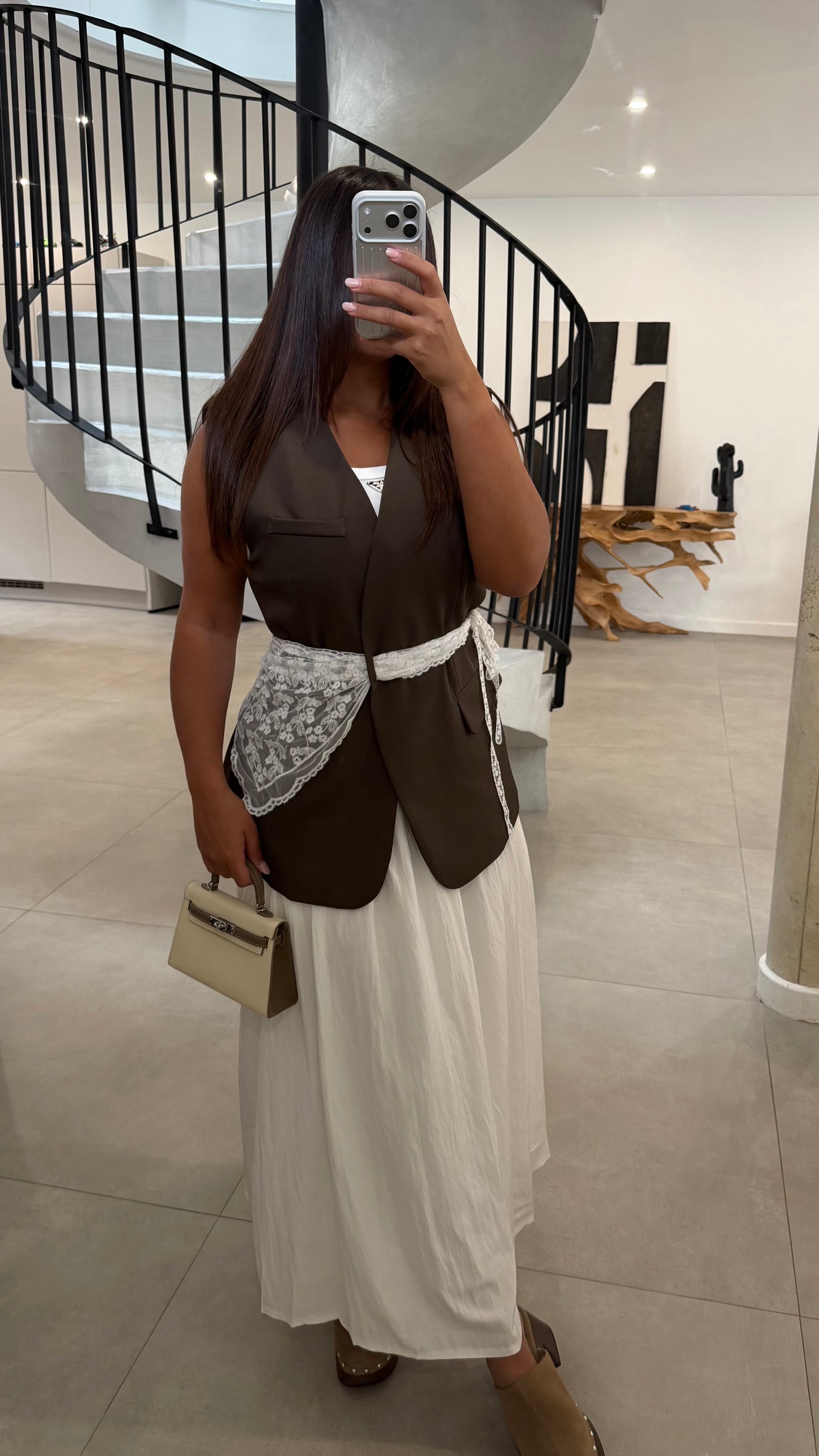 Blazer sans manches choco à foulard à dentelles