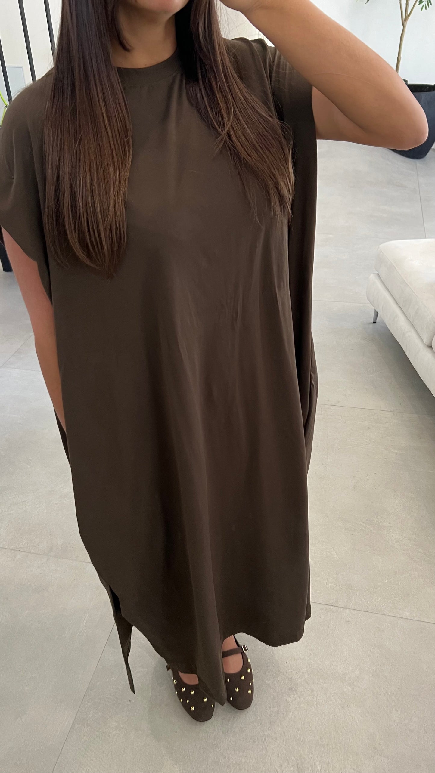 Robe longue avec ceinture tressée
