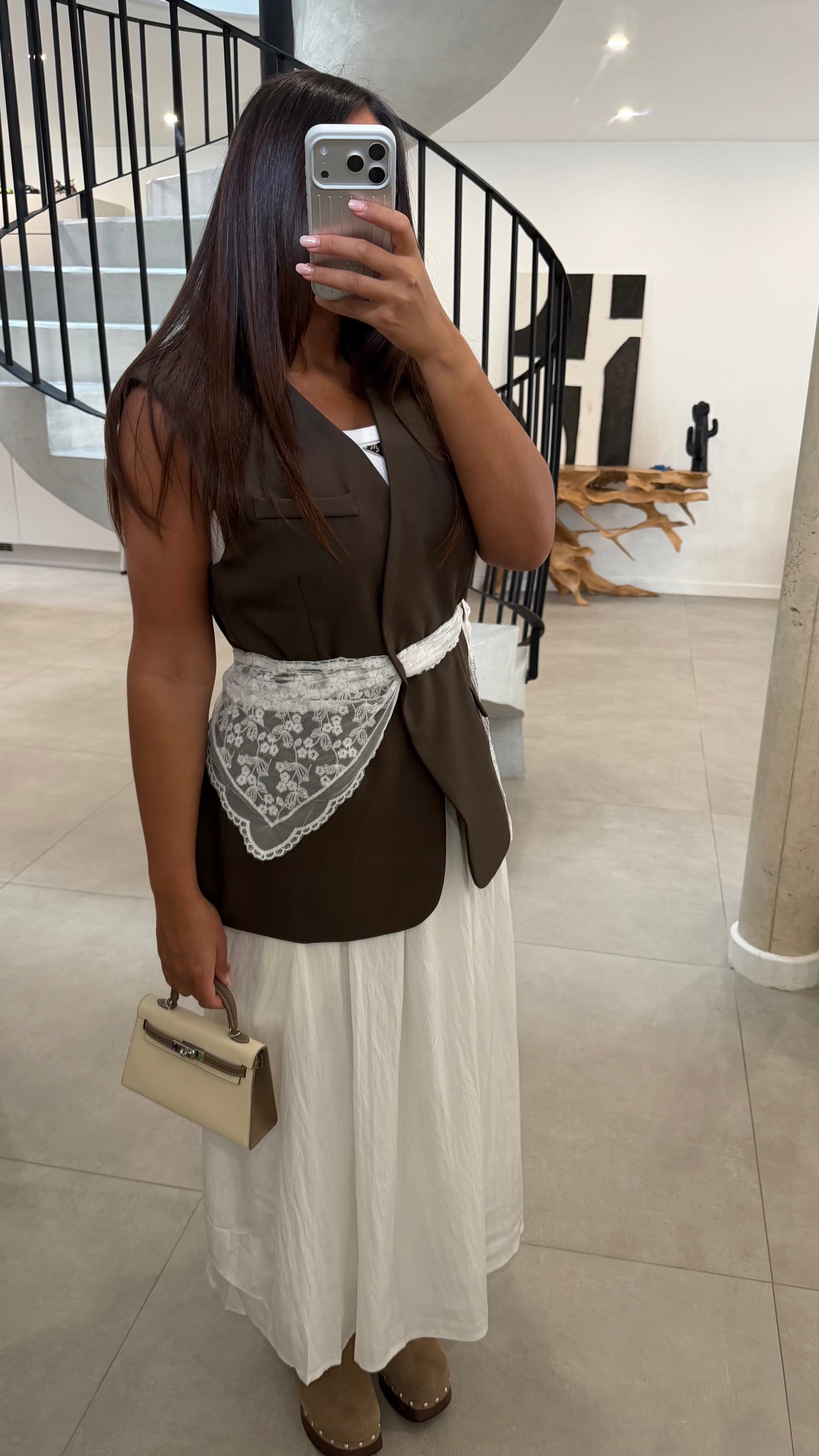 Blazer sans manches choco à foulard à dentelles