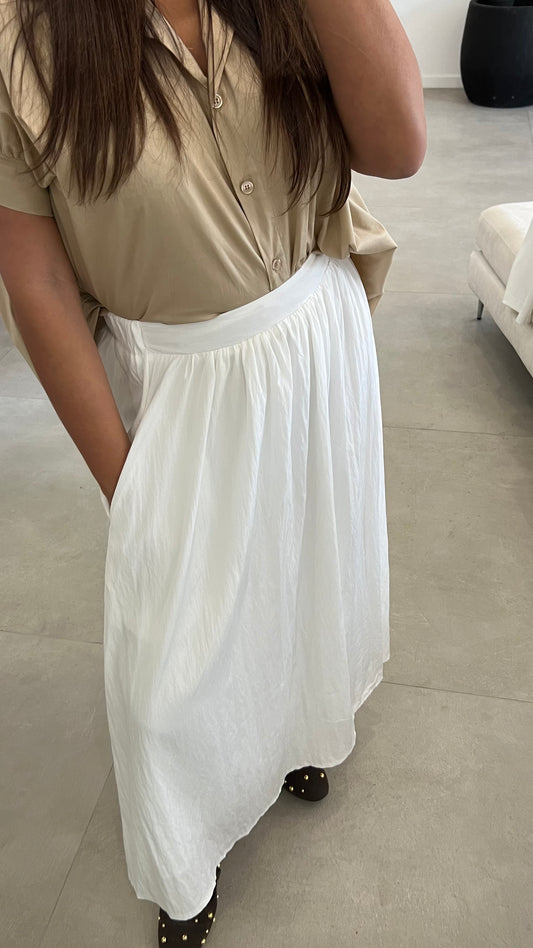 Jupe à poche blanche
