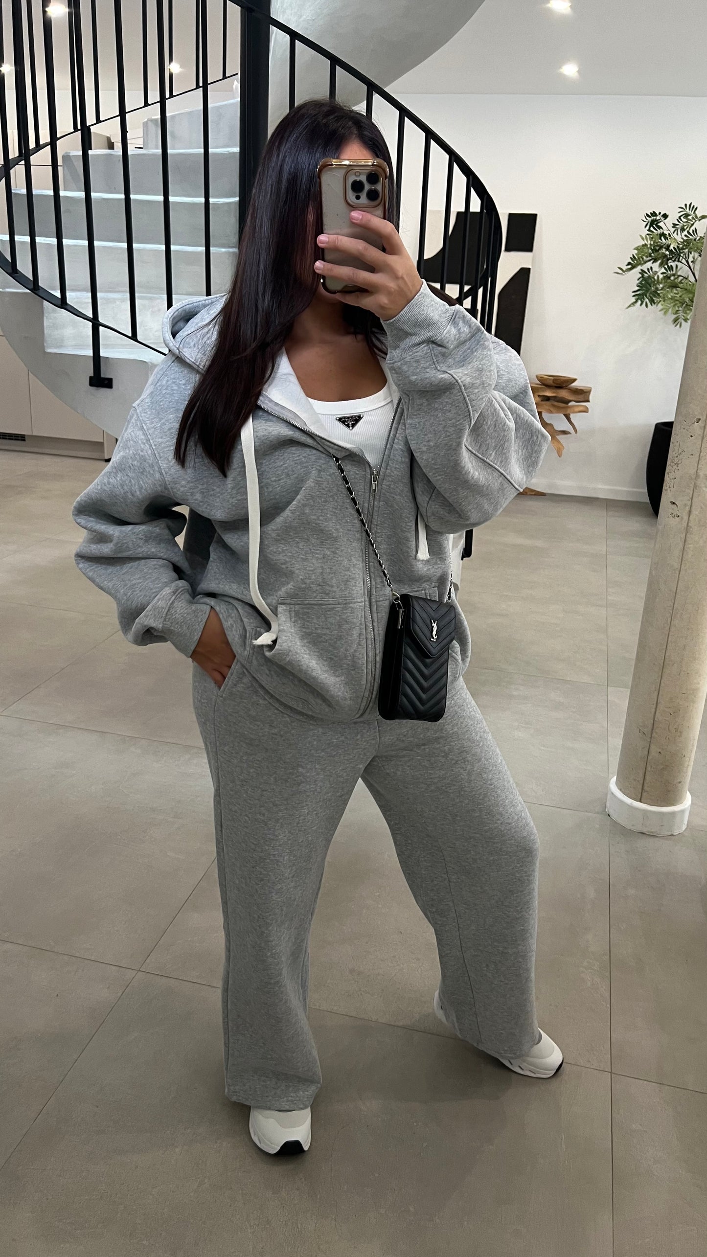 Ensemble de survêtement gris