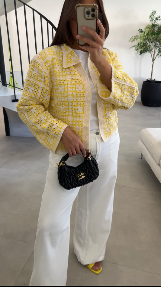 Gilet à crochet jaune