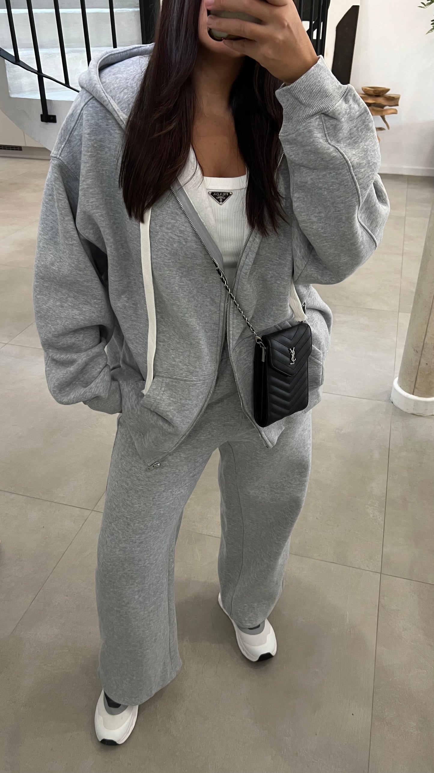 Ensemble de survêtement gris