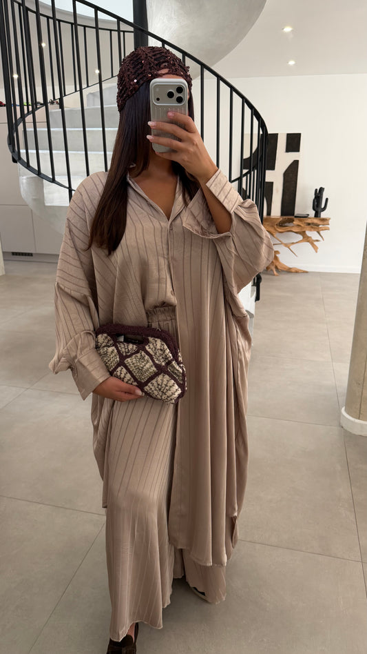 Ensemble chemise longue et pantalon taupe