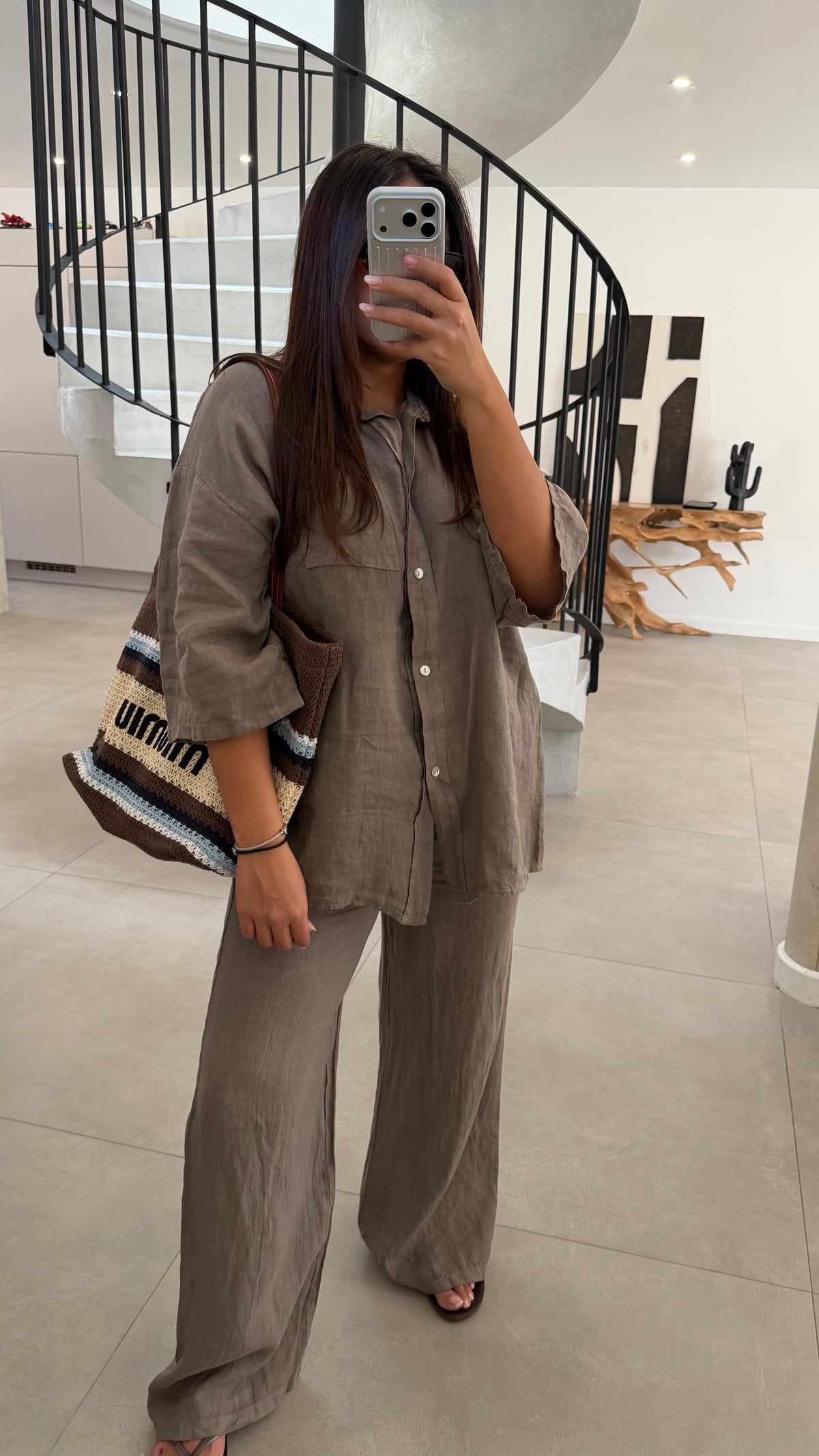 Ensemble taupe en lin
