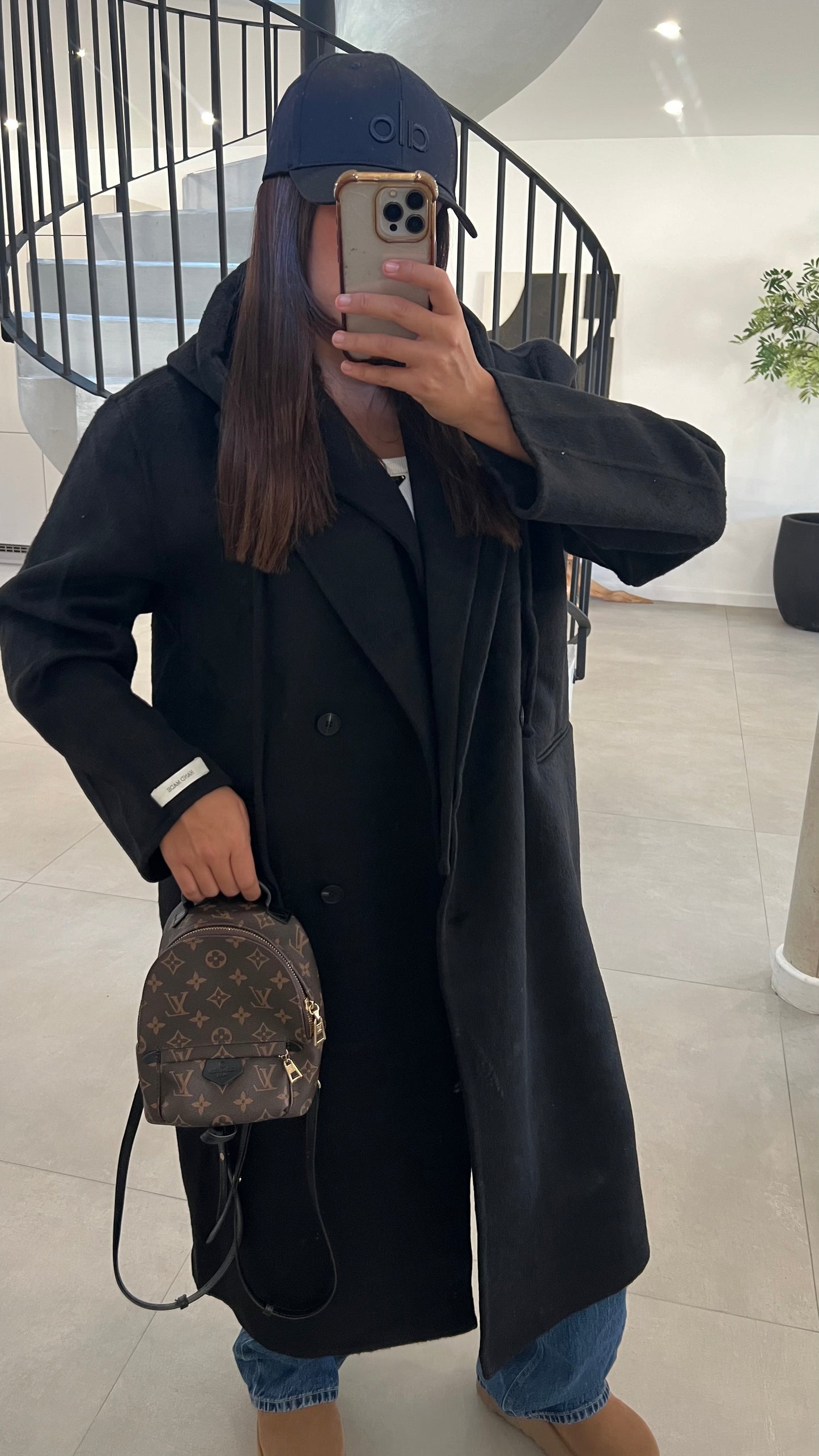 Manteau en laine à capuche amovible noir