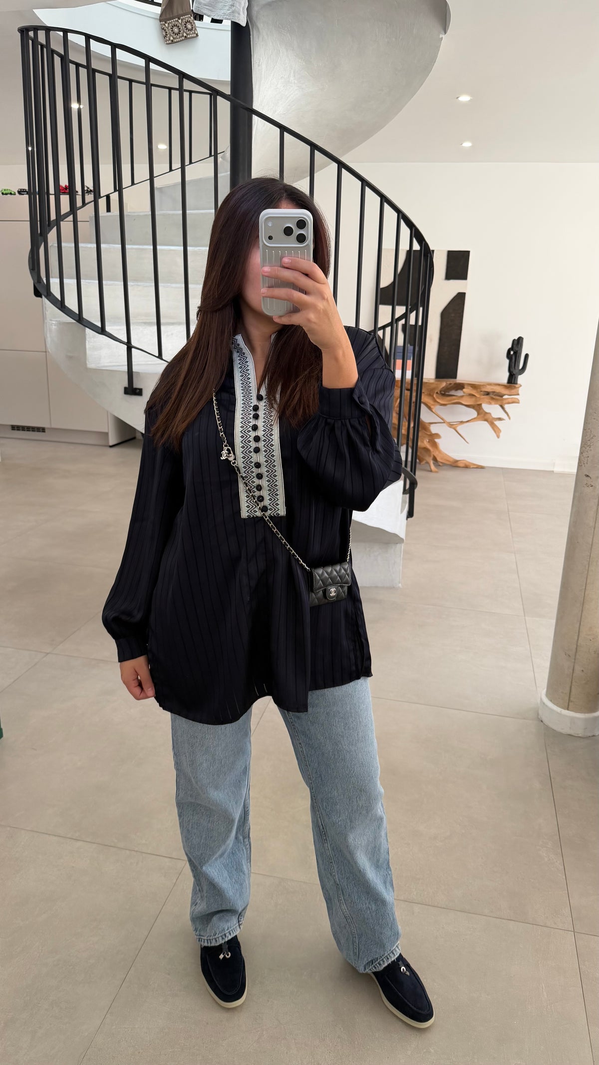 Ensemble en satin bleu nuit