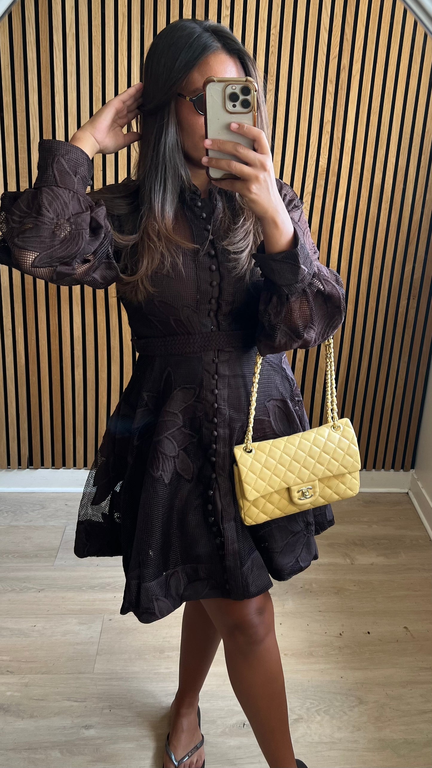 Robe courte à fleurs choco