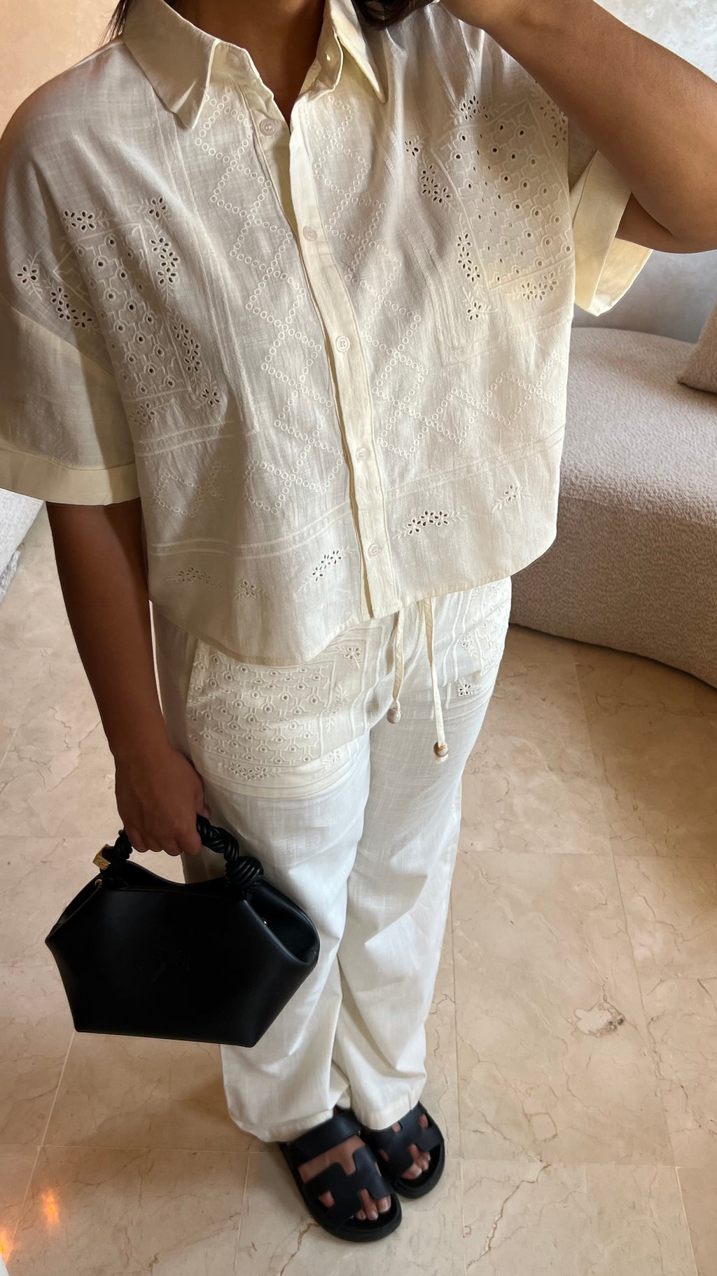 Ensemble à broderie