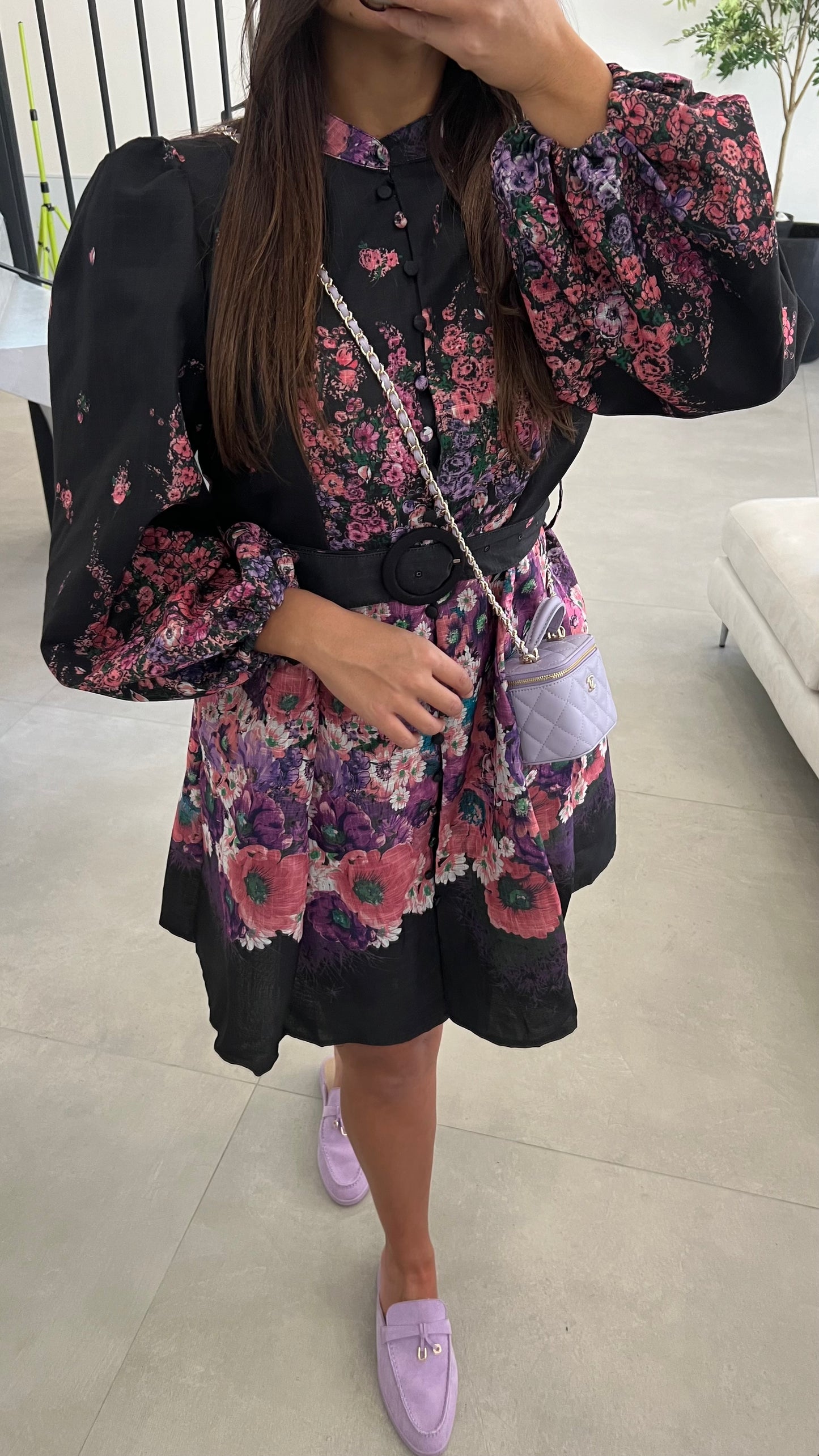 Robe courte fleurie noire