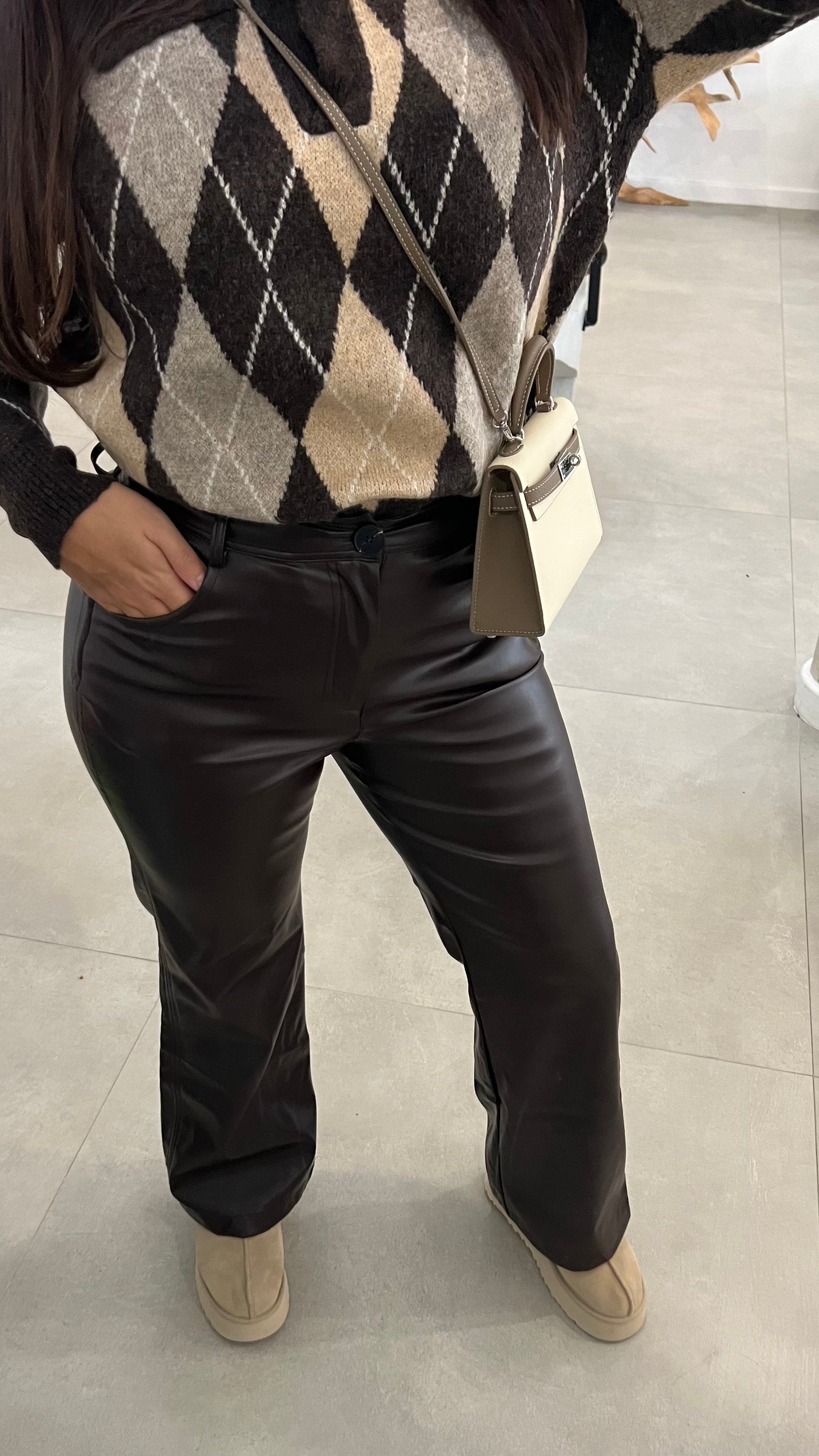 Pantalon similicuir choco