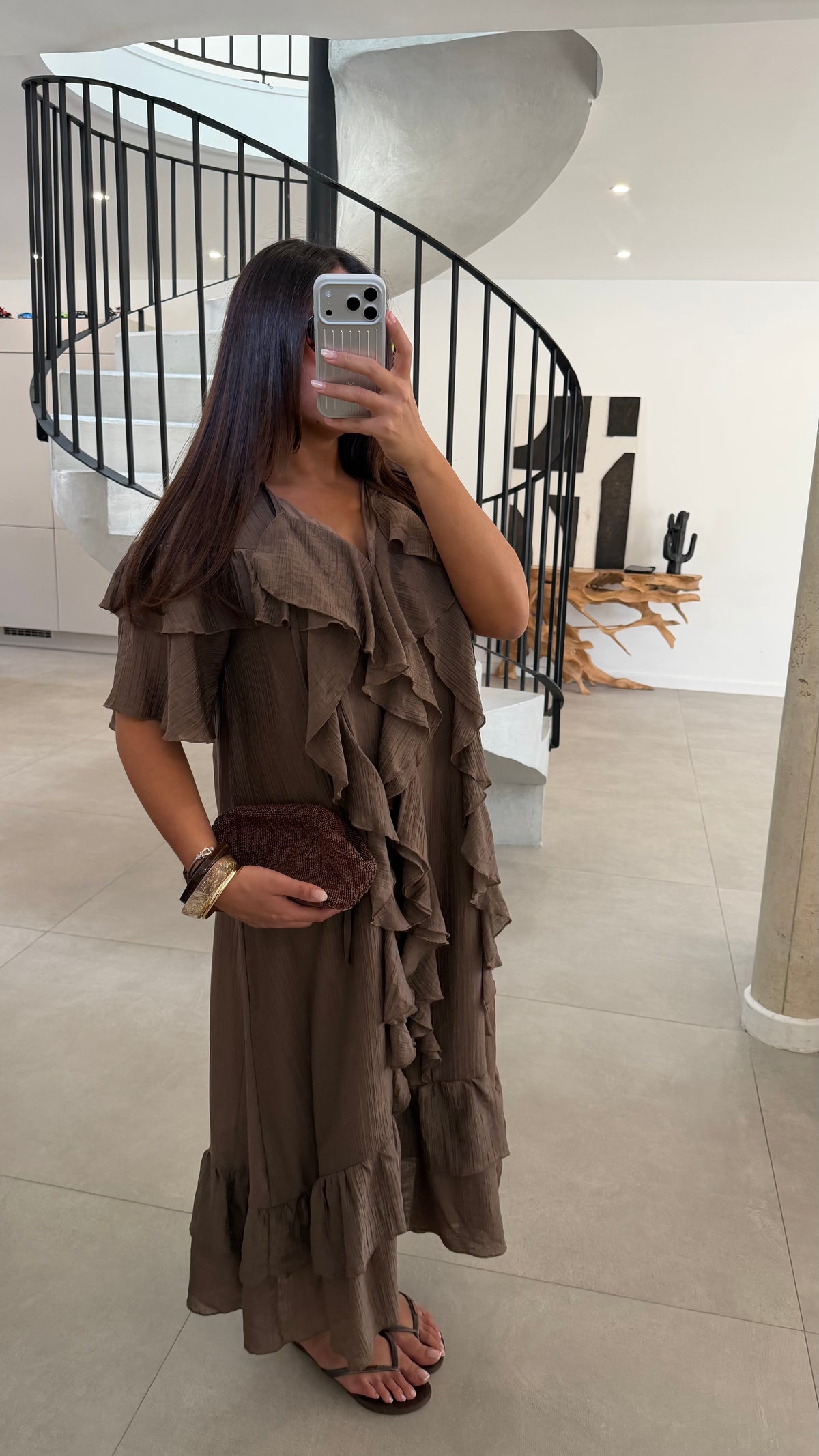Robe à volant marron