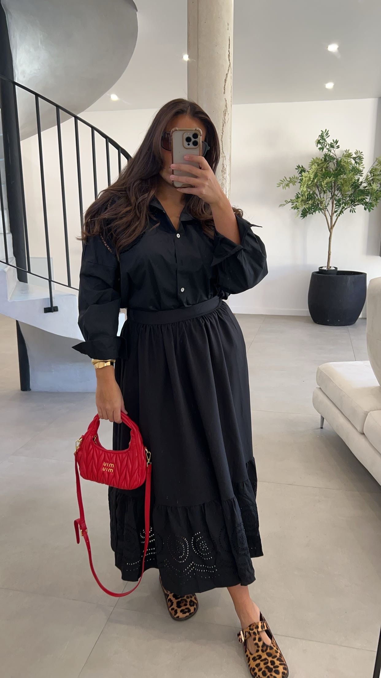 Jupe noire brodée