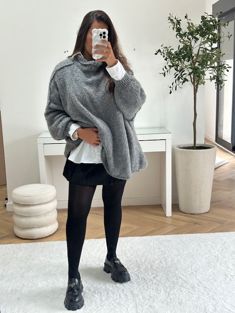 Pull oversize gris