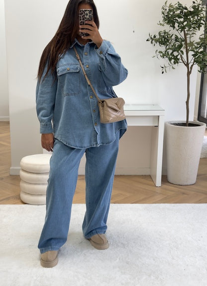 Ensemble oversize bleu clair