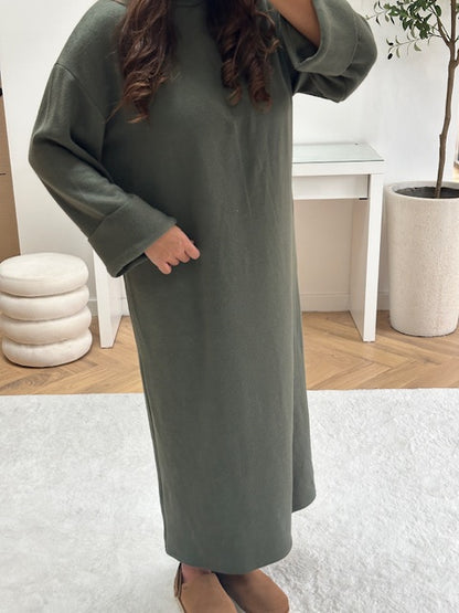 Robe longue en maille vert kaki