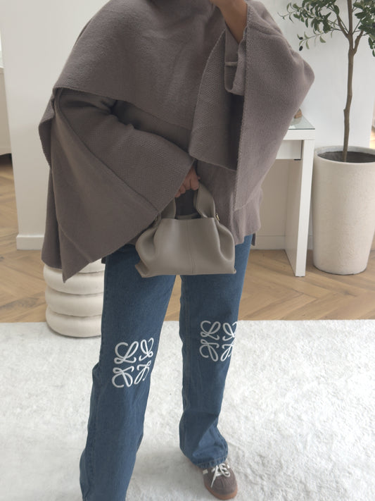 Gilet à cape et écharpe taupe