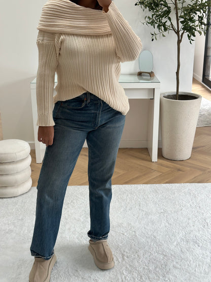 Pull doux à col montant beige